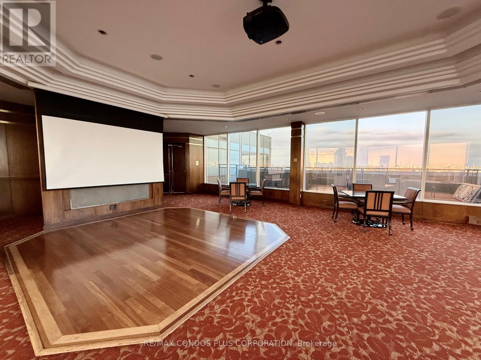 4405 - 1 Palace Pier Court, Toronto, Ontario  M8V 3W9 - Photo 41 - W12501318