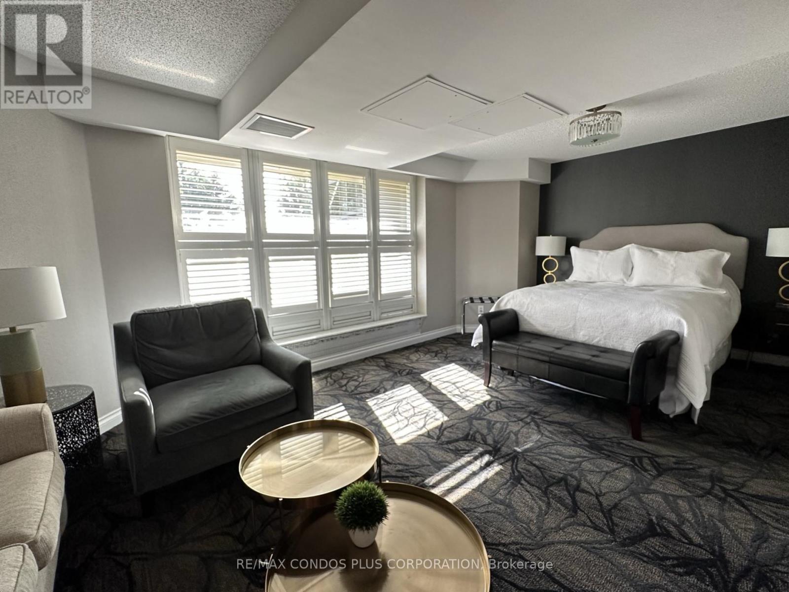 4405 - 1 Palace Pier Court, Toronto, Ontario  M8V 3W9 - Photo 46 - W12501318