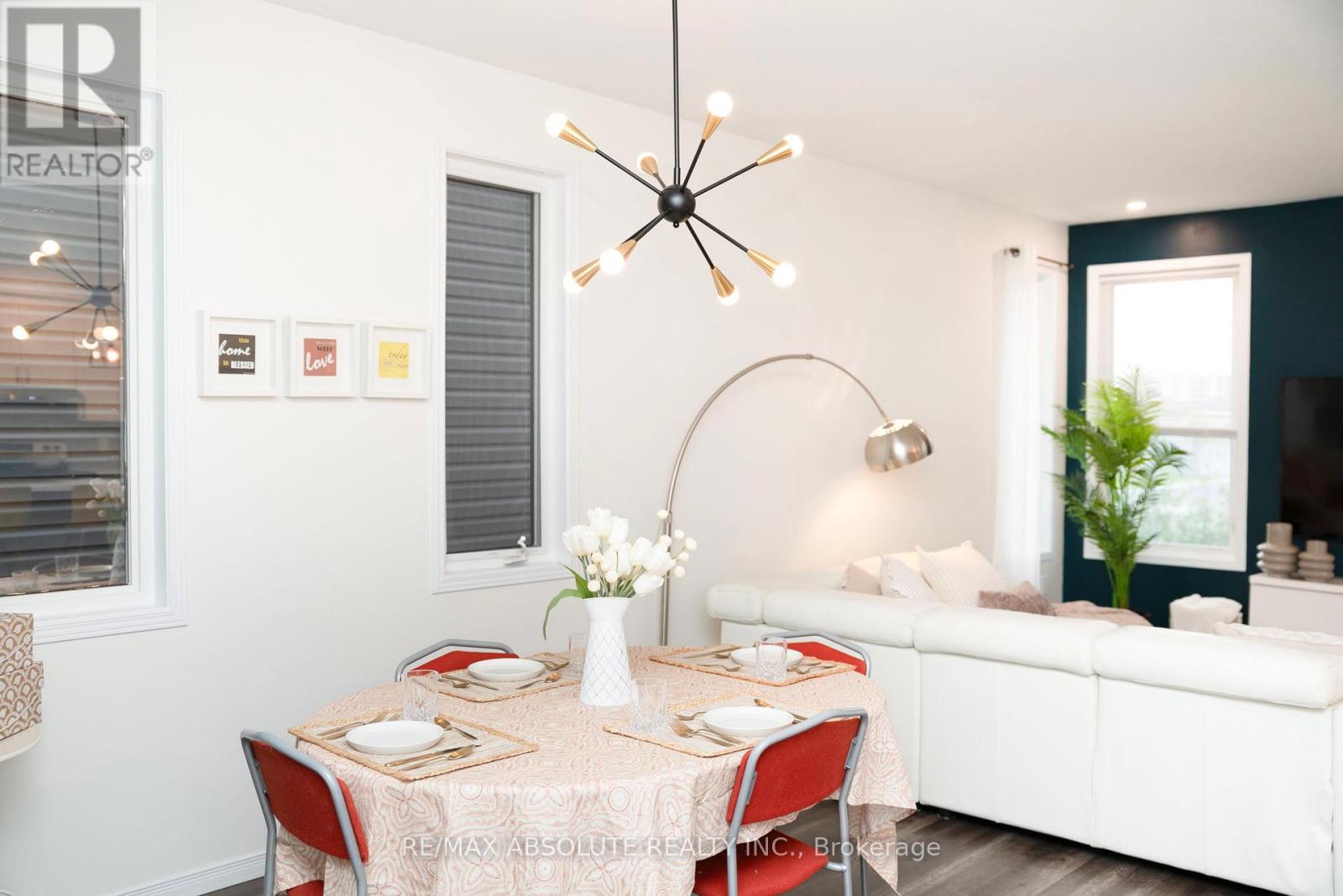 302 Haliburton Heights, Ottawa, Ontario  K2S 1S3 - Photo 12 - X12501606