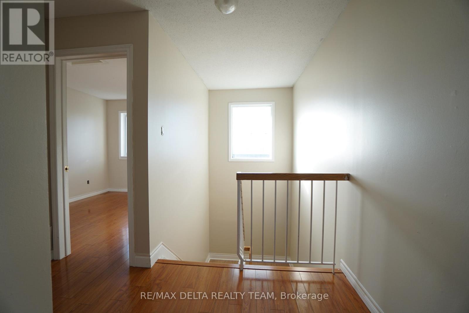 5 Stamford Private, Ottawa, Ontario  K1T 3J2 - Photo 9 - X12501650