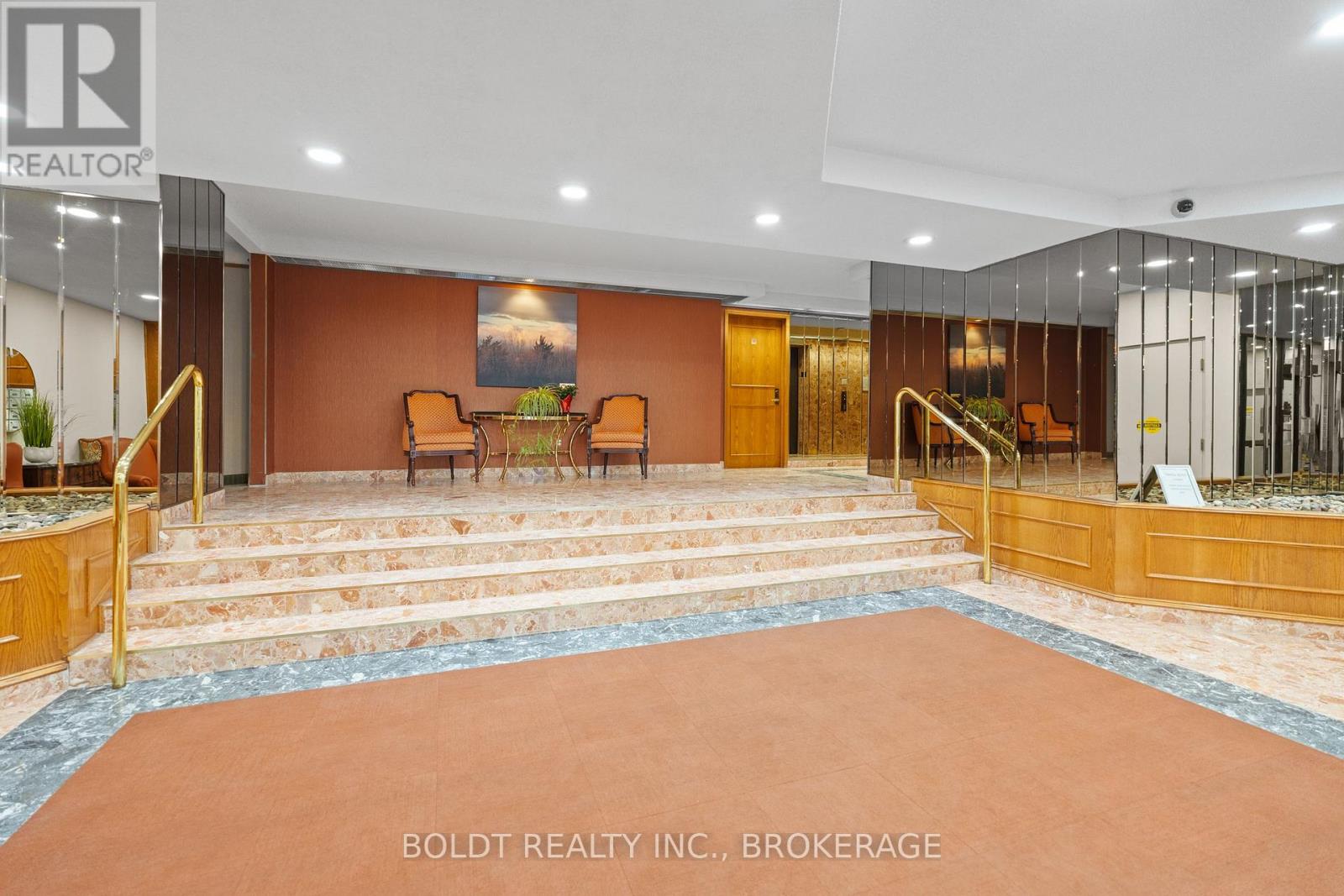 603 - 3 Towering Heights Boulevard, St. Catharines, Ontario L2T 4A4 - Photo 5 - X12501574