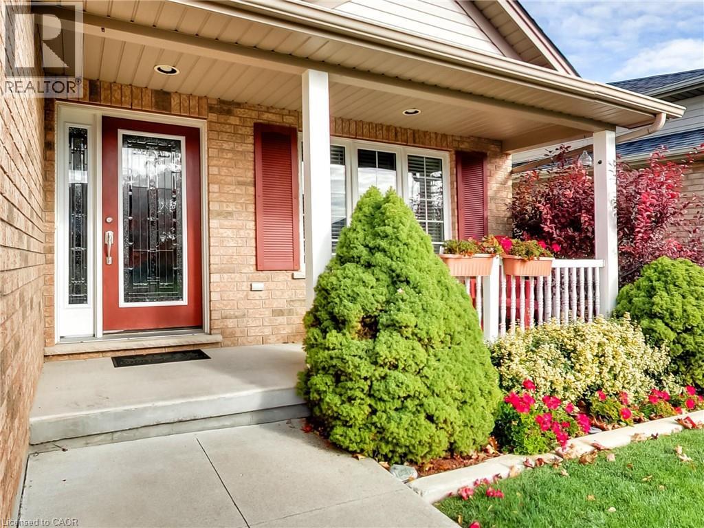 27 Cherry Avenue, Smithville, Ontario  L0R 2A0 - Photo 3 - 40781477