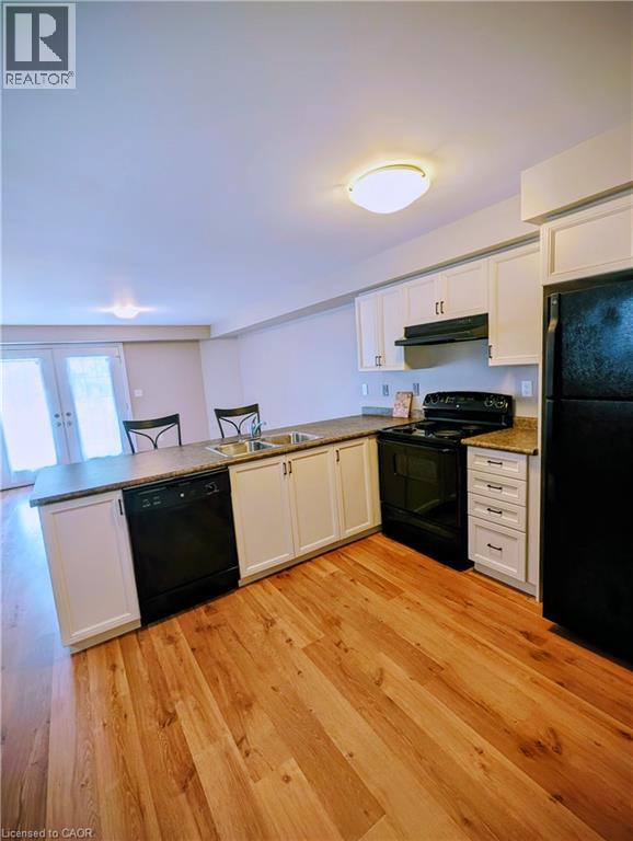 35 Mountford Drive Unit# 94, Guelph, Ontario  N1E 0G6 - Photo 6 - 40760457