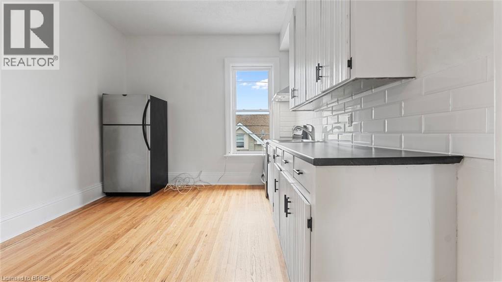 4 St George Street Unit# 2, Brantford, Ontario  N3R 1V1 - Photo 13 - 40767380