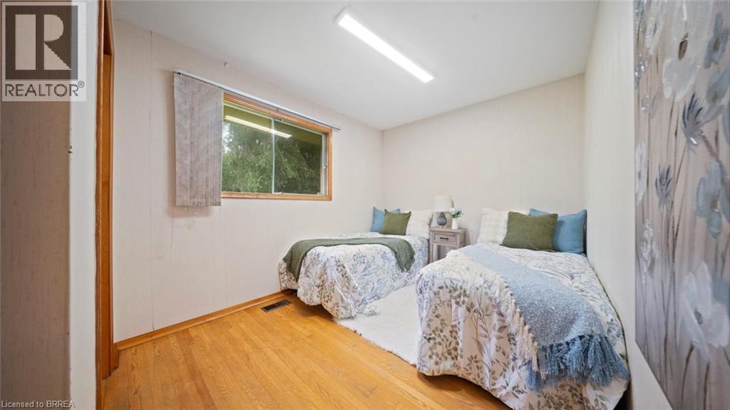 25 Kensington Avenue, Brantford, Ontario  N3R 3N6 - Photo 13 - 40775487