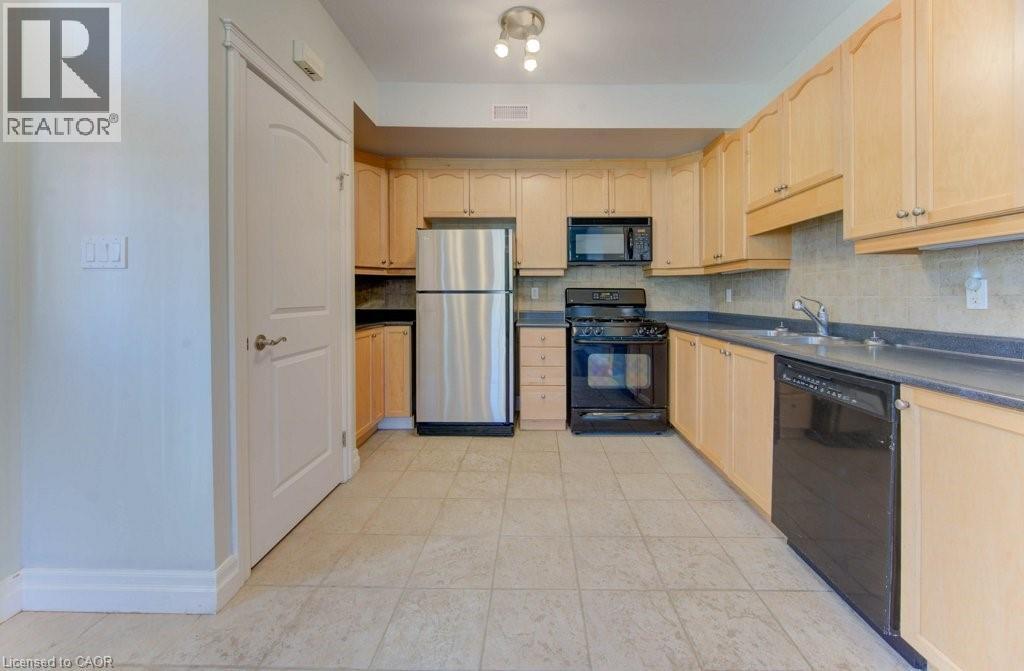 555 King Street E Unit# 101, Kitchener, Ontario  N2G 2L9 - Photo 2 - 40778273