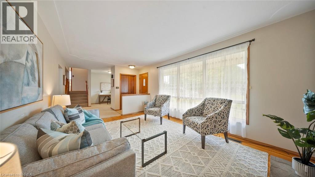 25 Kensington Avenue, Brantford, Ontario  N3R 3N6 - Photo 4 - 40775487