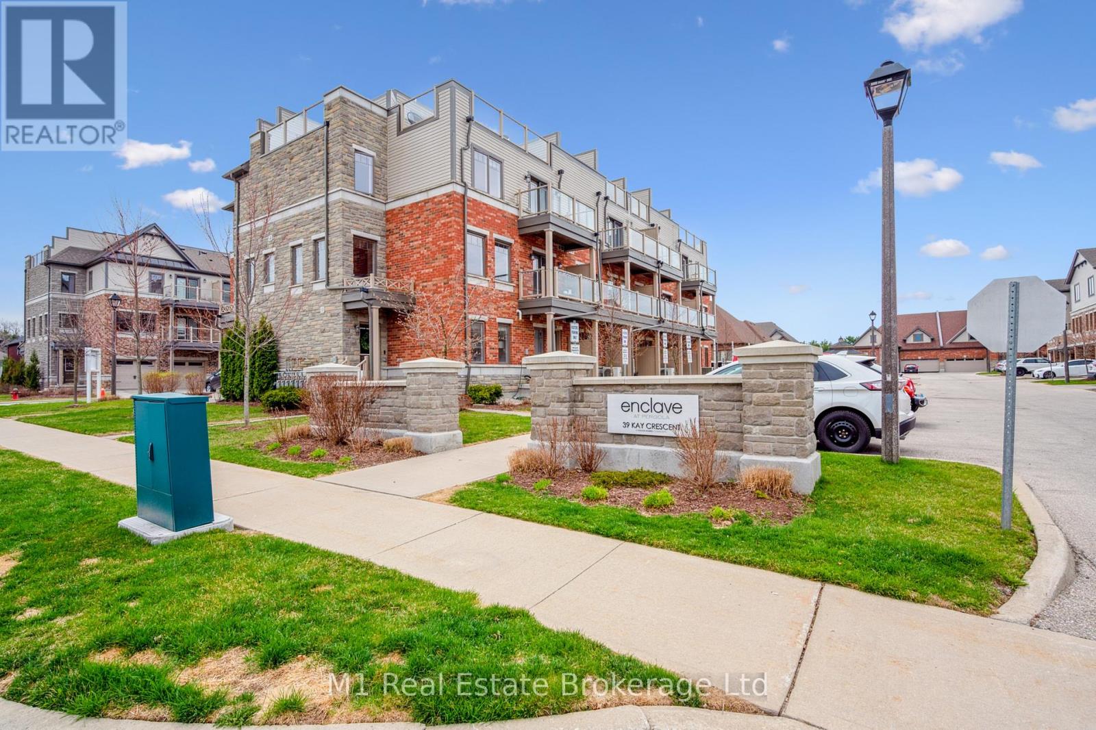 34 - 39 Kay Crescent, Guelph, Ontario  N1L 0N5 - Photo 2 - X12501590