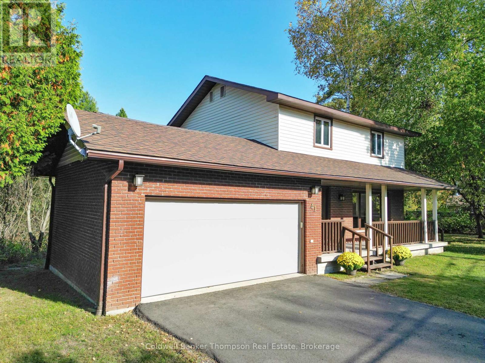 41 Hodges Lane, Huntsville, Ontario  P1H 1M7 - Photo 4 - X12501632