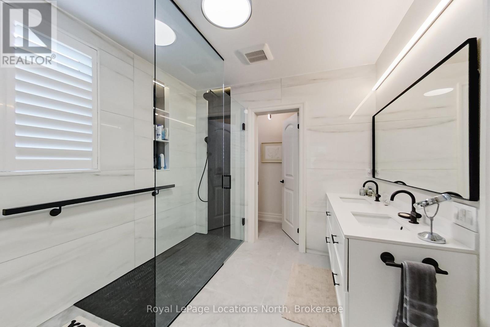 128 Rankin's Crescent, Blue Mountains, Ontario  N0H 2P0 - Photo 19 - X12501644