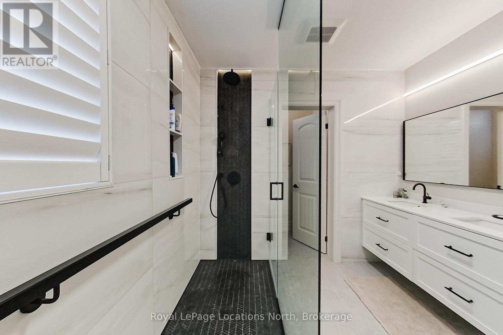 128 Rankin's Crescent, Blue Mountains, Ontario  N0H 2P0 - Photo 20 - X12501644