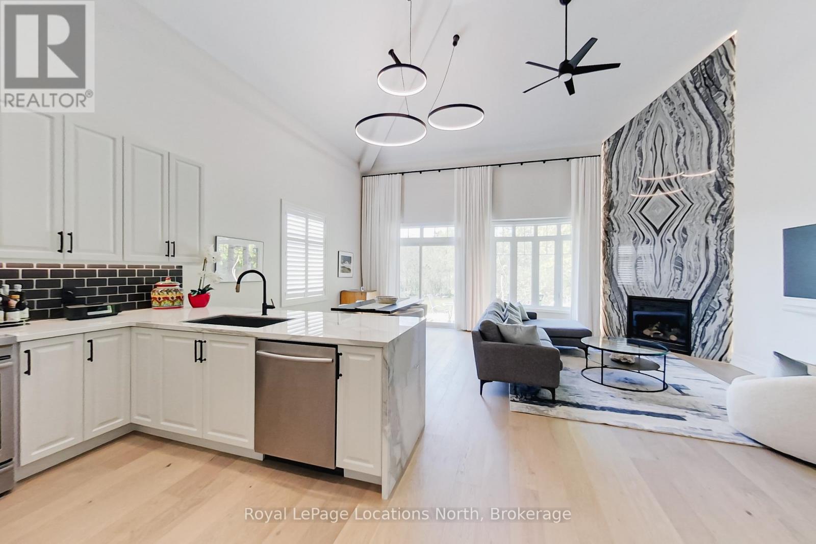 128 Rankin's Crescent, Blue Mountains, Ontario  N0H 2P0 - Photo 6 - X12501644