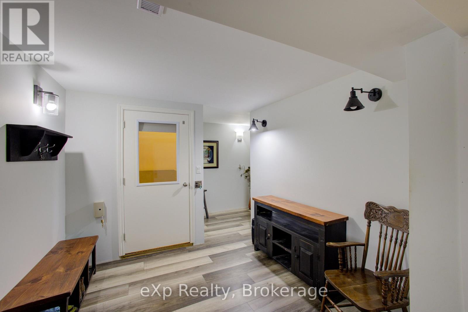 156 Sparling Street, Huron East, Ontario  N0K 1W0 - Photo 21 - X12501646