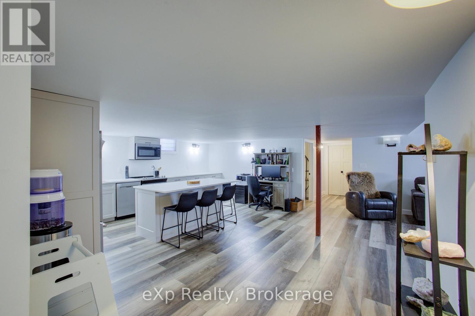 156 Sparling Street, Huron East, Ontario  N0K 1W0 - Photo 22 - X12501646