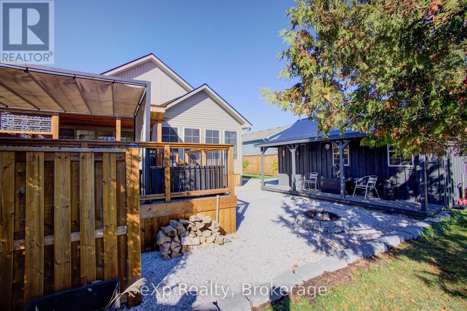 156 Sparling Street, Huron East, Ontario  N0K 1W0 - Photo 33 - X12501646