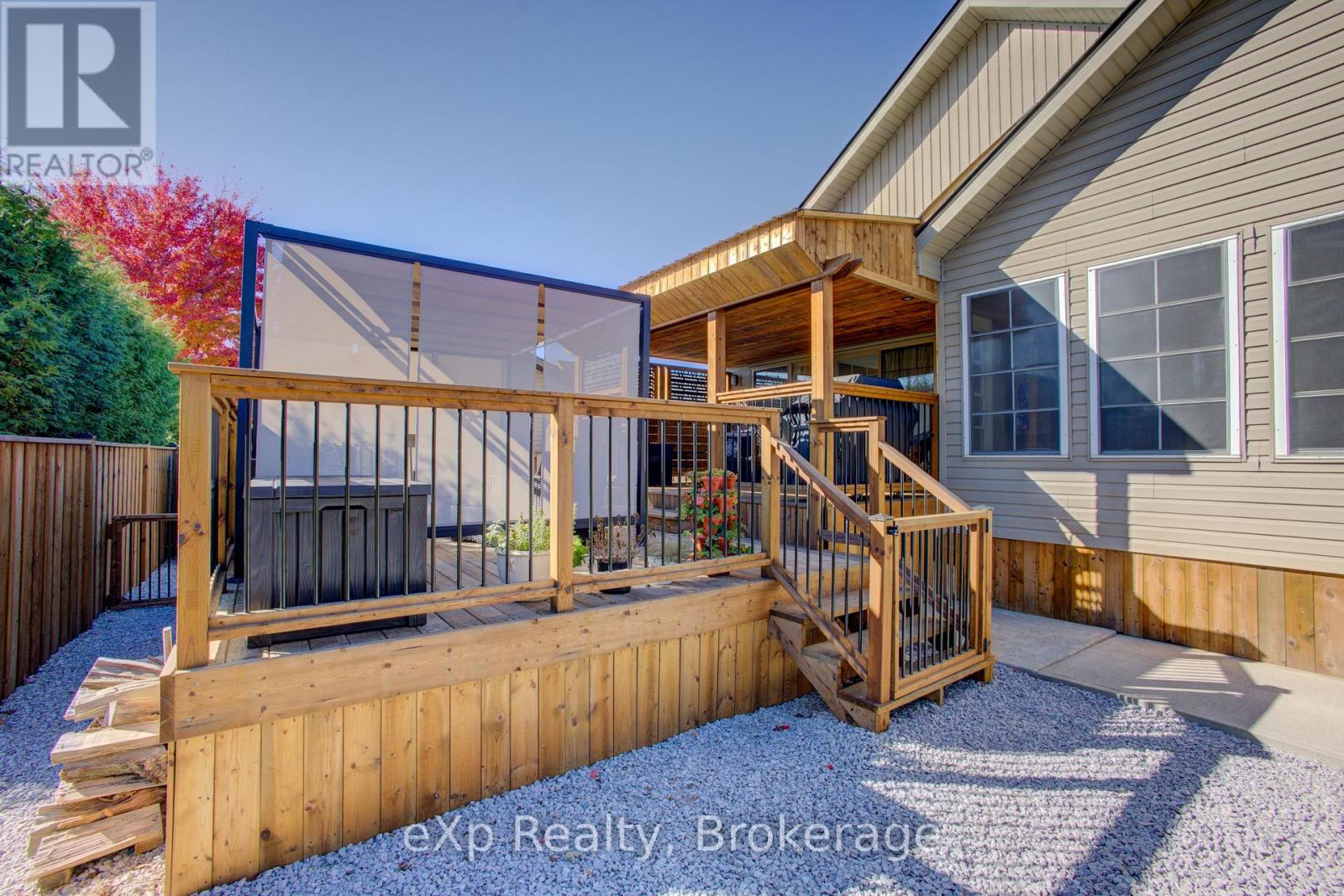 156 Sparling Street, Huron East, Ontario  N0K 1W0 - Photo 37 - X12501646