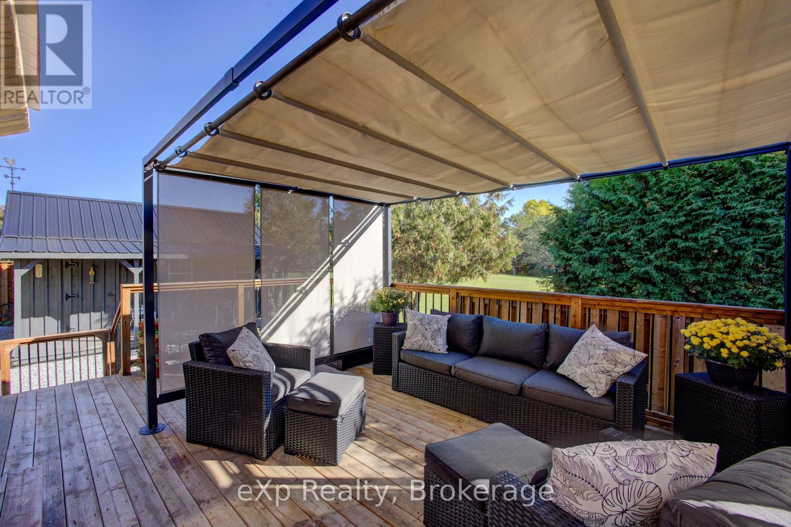 156 Sparling Street, Huron East, Ontario  N0K 1W0 - Photo 39 - X12501646