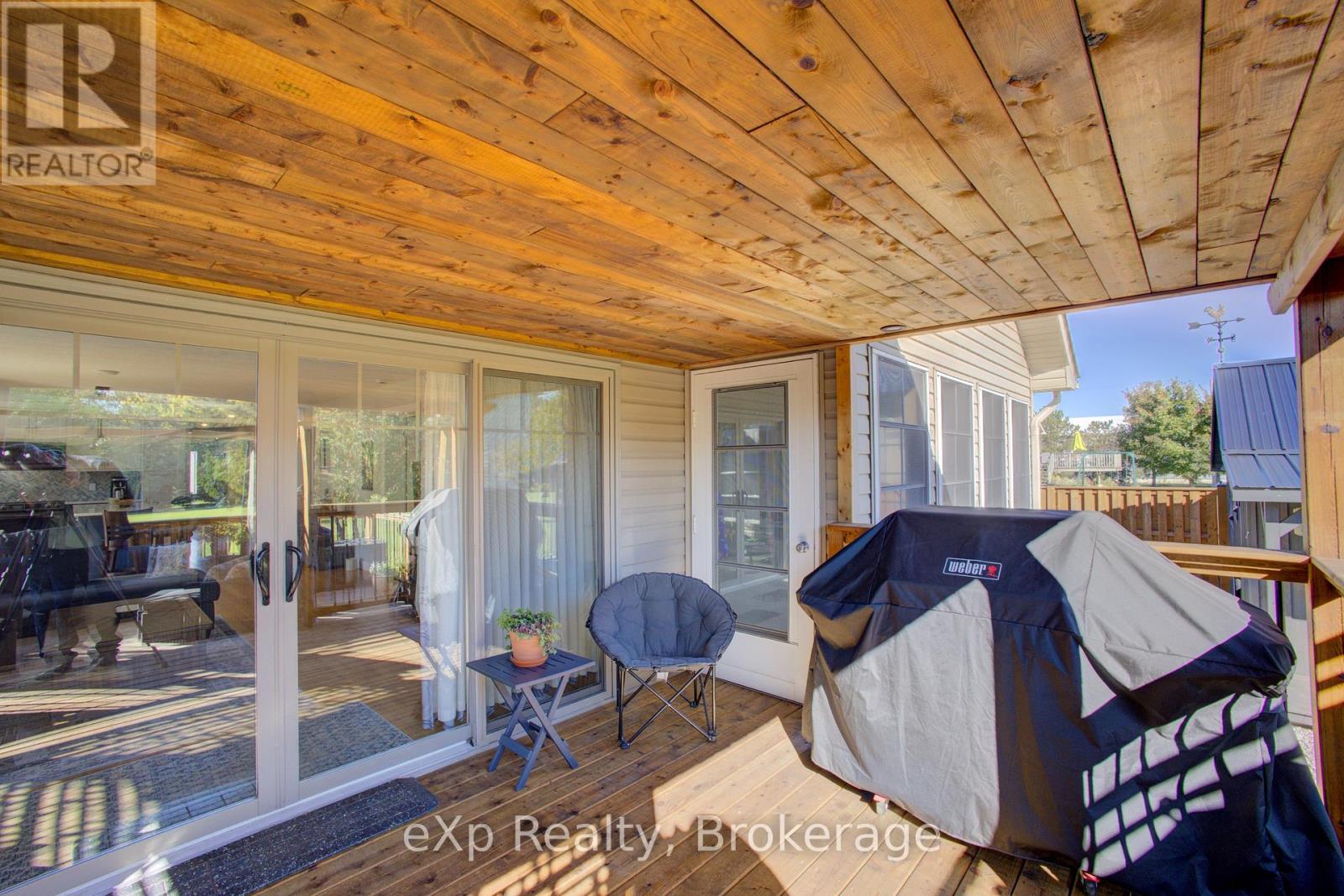 156 Sparling Street, Huron East, Ontario  N0K 1W0 - Photo 41 - X12501646