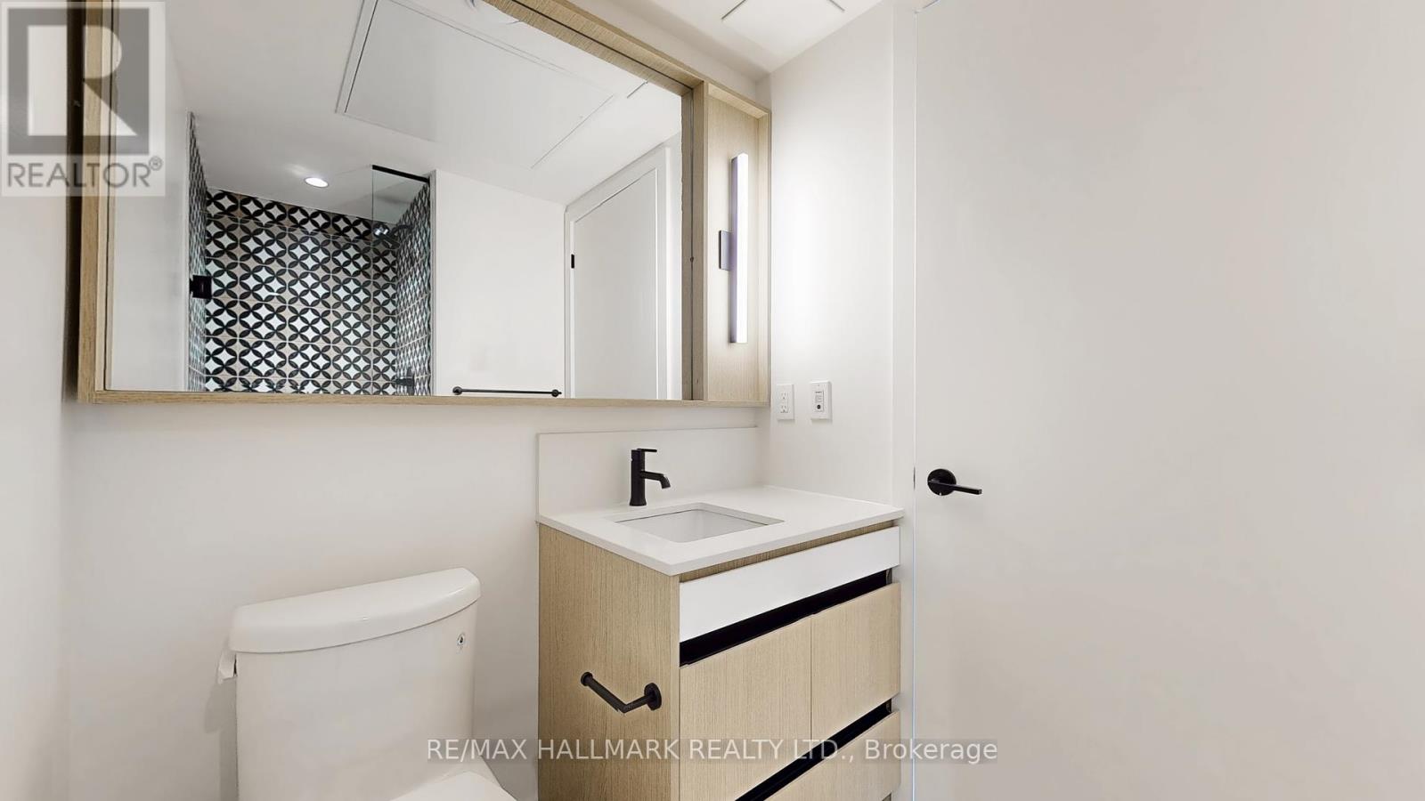 703 - 5 Lakeview Avenue, Toronto, Ontario  M6J 0H3 - Photo 13 - C12357469