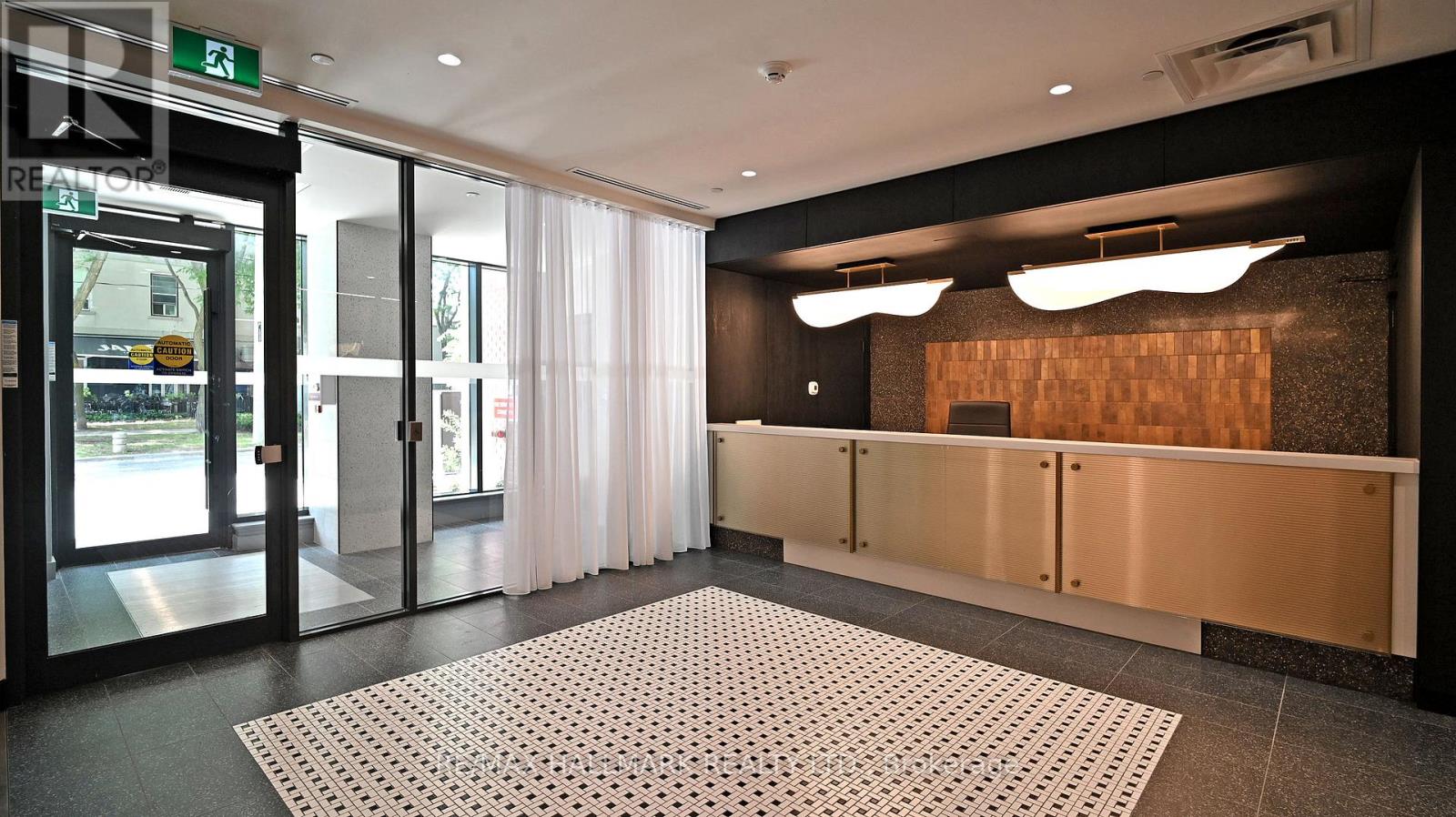 703 - 5 Lakeview Avenue, Toronto, Ontario  M6J 0H3 - Photo 36 - C12357469