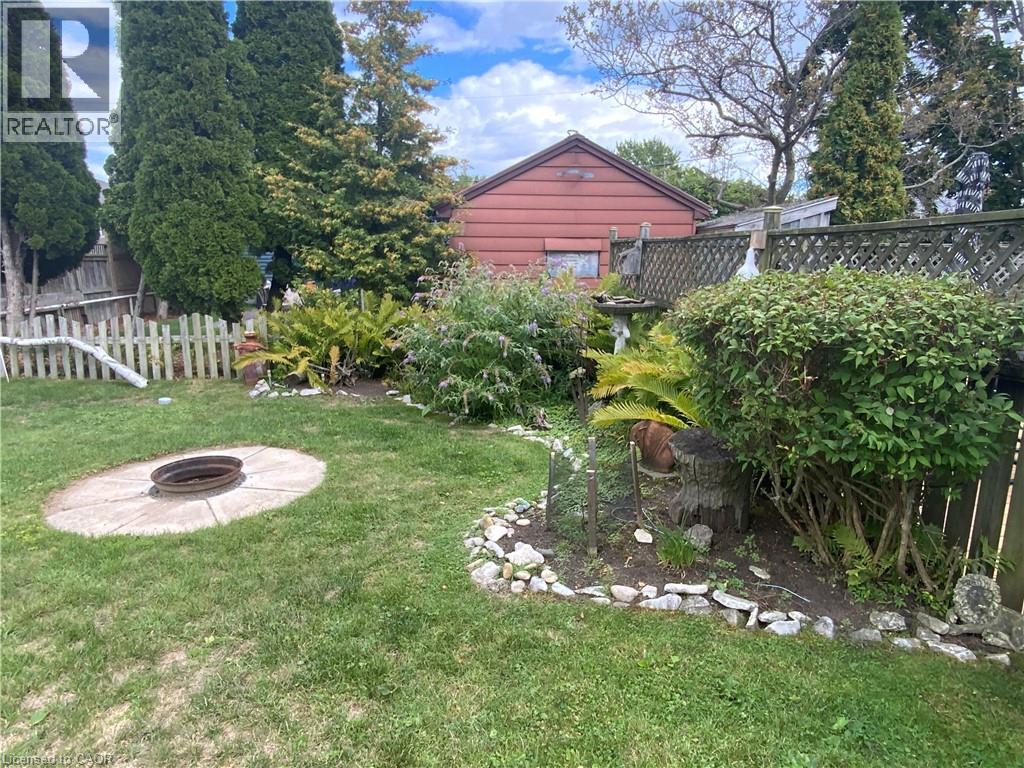 25 First Avenue, Long Point, Ontario  N0E 1M0 - Photo 20 - 40785002