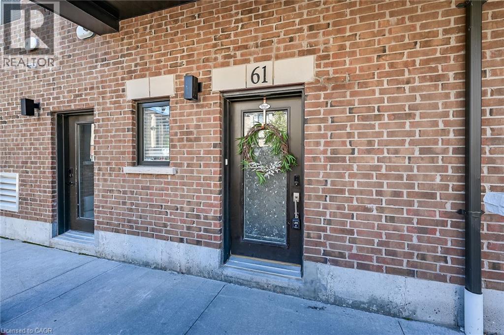 61 Esplanade Lane, Grimsby, Ontario  L3M 0H2 - Photo 2 - 40784754