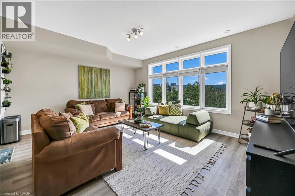 61 Esplanade Lane, Grimsby, Ontario  L3M 0H2 - Photo 5 - 40784754