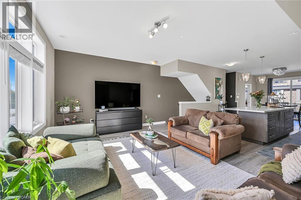 61 Esplanade Lane, Grimsby, Ontario  L3M 0H2 - Photo 9 - 40784754