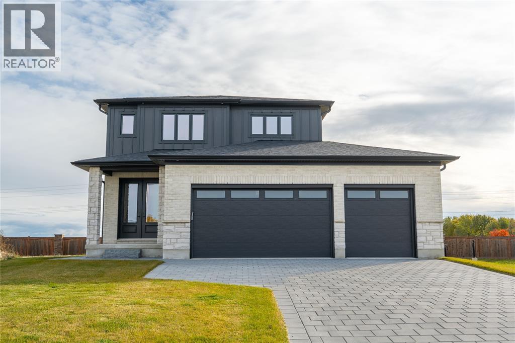 1045 MANHATTAN DRIVE, Sarnia, Ontario