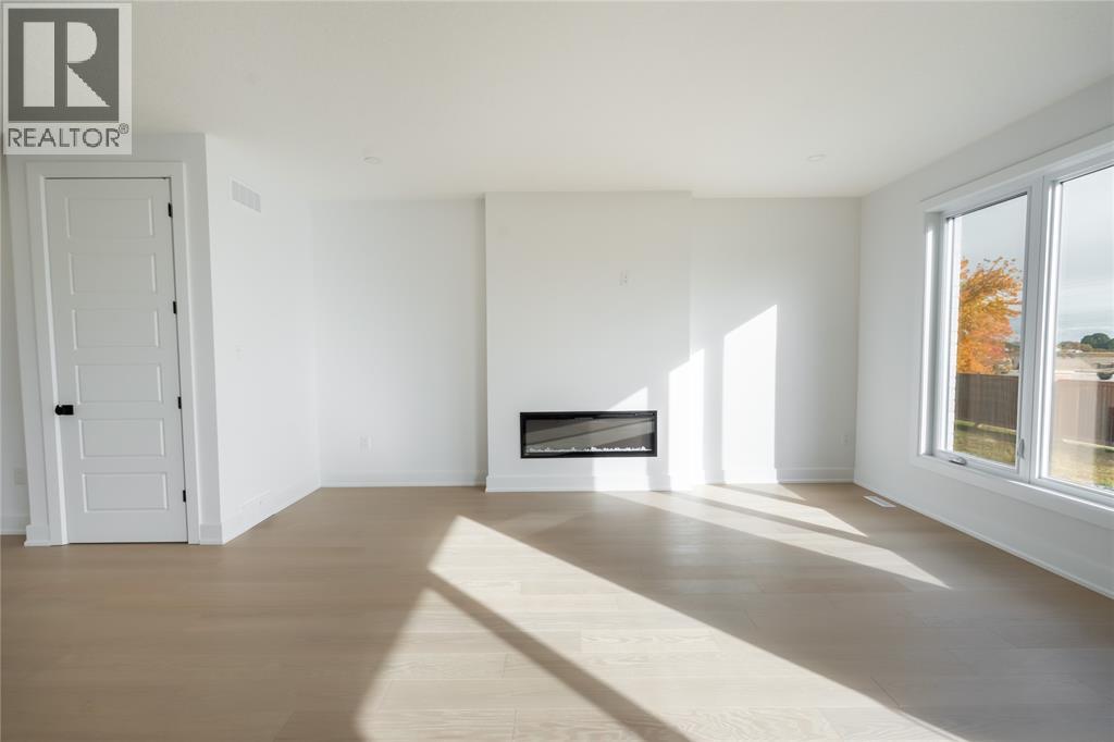 1045 Manhattan Drive, Sarnia, Ontario  N7S 0H1 - Photo 10 - 25027747