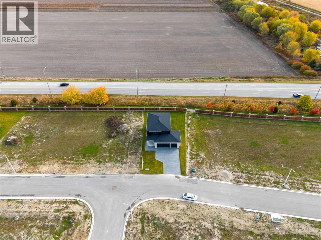 1045 Manhattan Drive, Sarnia, Ontario  N7S 0H1 - Photo 46 - 25027747