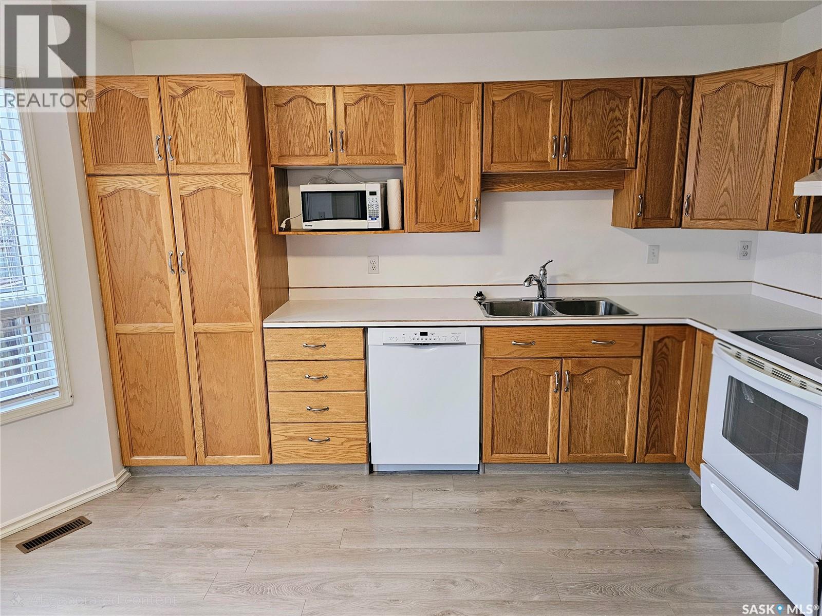 126 320 Heritage Crescent, Saskatoon, Saskatchewan  S7H 5P4 - Photo 4 - SK022155