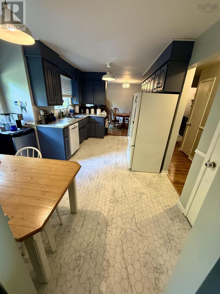 6 Duke Street, Bridgewater, Nova Scotia  B4V 1K4 - Photo 16 - 202520077