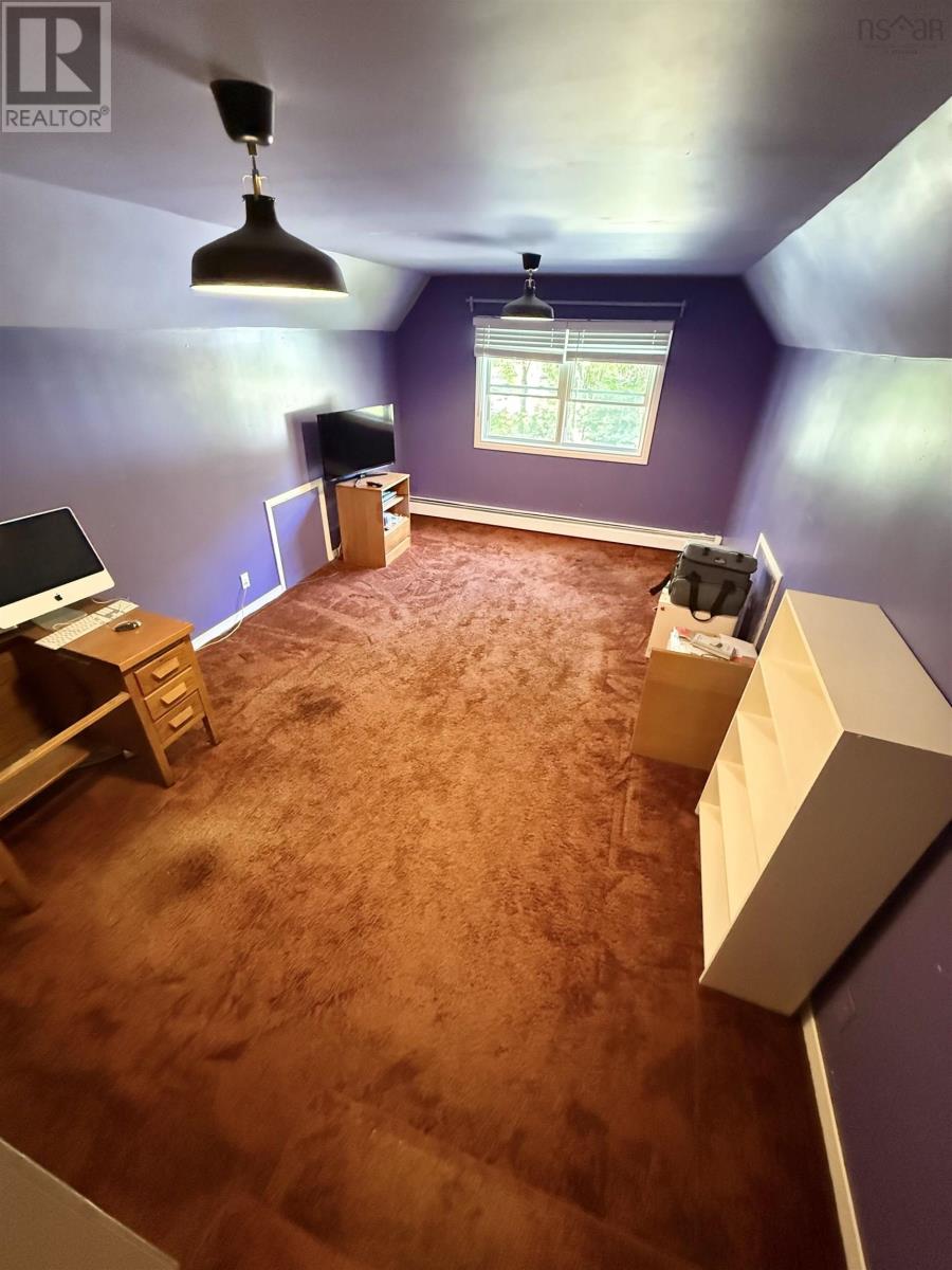 6 Duke Street, Bridgewater, Nova Scotia  B4V 1K4 - Photo 22 - 202520077