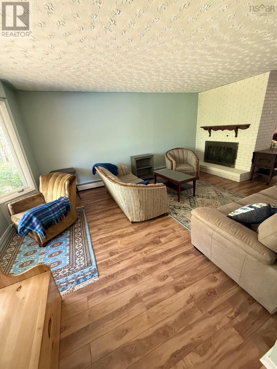 6 Duke Street, Bridgewater, Nova Scotia  B4V 1K4 - Photo 27 - 202520077