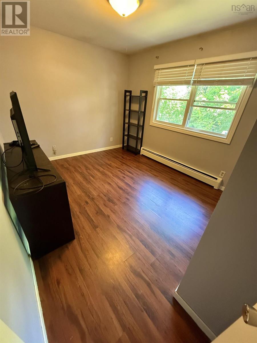 6 Duke Street, Bridgewater, Nova Scotia  B4V 1K4 - Photo 34 - 202520077