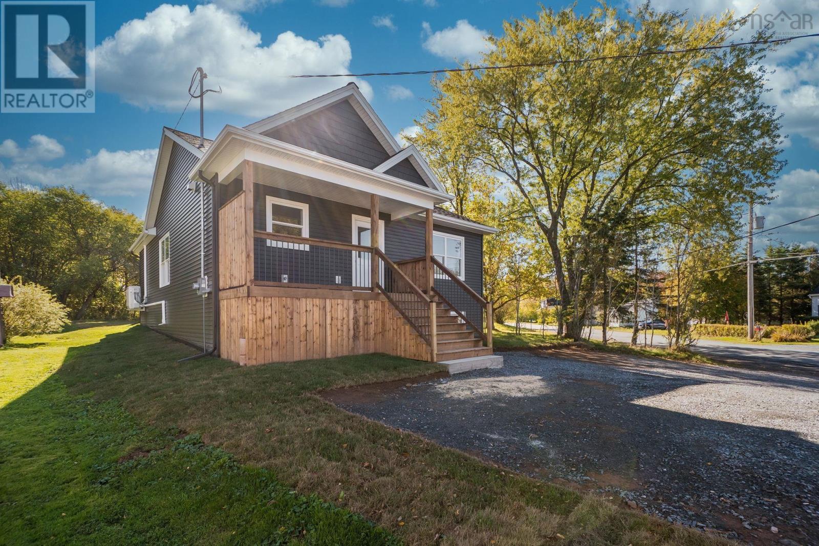 50 St Andrews Street, Stewiacke, Nova Scotia  B0N 2J0 - Photo 32 - 202520349