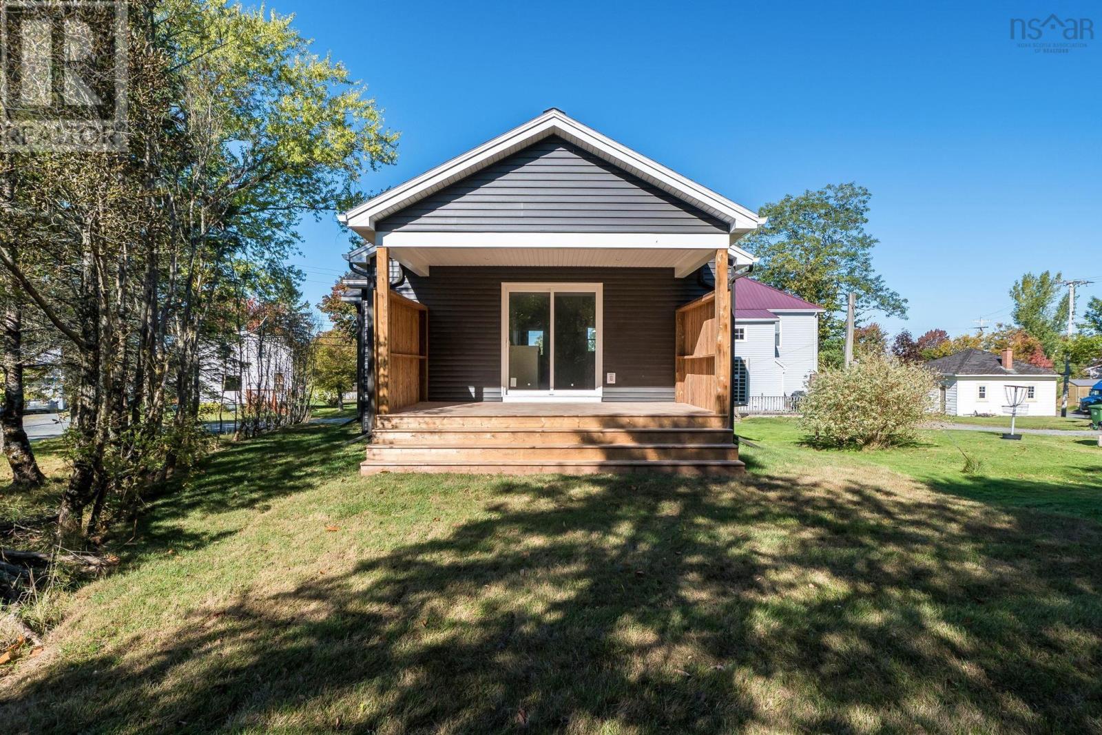 50 St Andrews Street, Stewiacke, Nova Scotia  B0N 2J0 - Photo 33 - 202520349