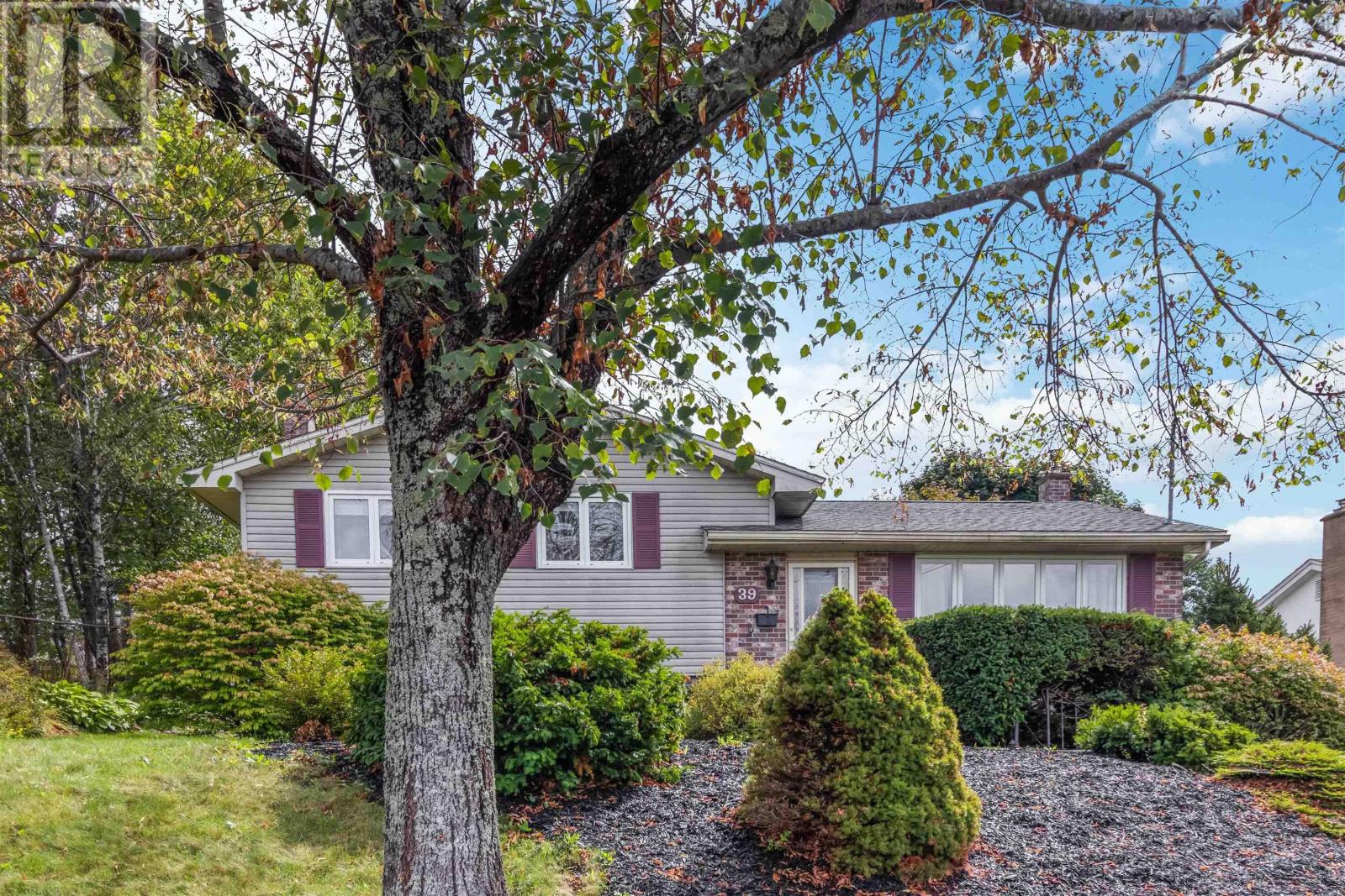 39 Gourok Avenue, Dartmouth, Nova Scotia  B2X 2B1 - Photo 2 - 202522786