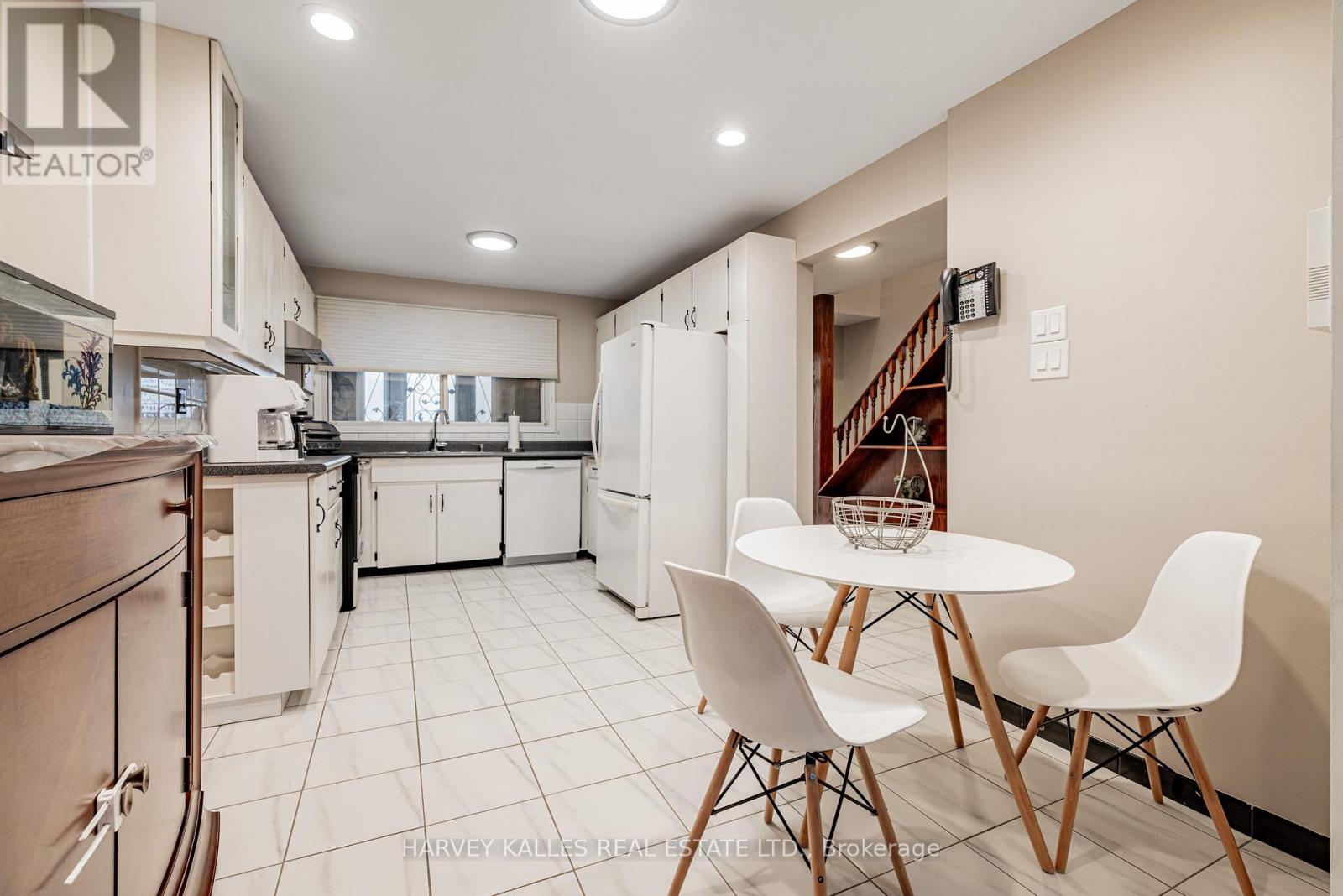 30 Brougham Drive, Vaughan, Ontario  L4L 3E1 - Photo 16 - N12501578