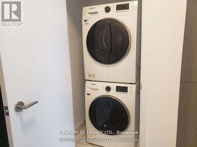 1216 - 60 Honeycrisp Crescent, Vaughan, Ontario  L4K 0N5 - Photo 10 - N12501582