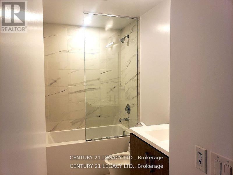 1216 - 60 Honeycrisp Crescent, Vaughan, Ontario  L4K 0N5 - Photo 12 - N12501582