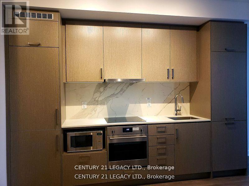 1216 - 60 Honeycrisp Crescent, Vaughan, Ontario  L4K 0N5 - Photo 3 - N12501582