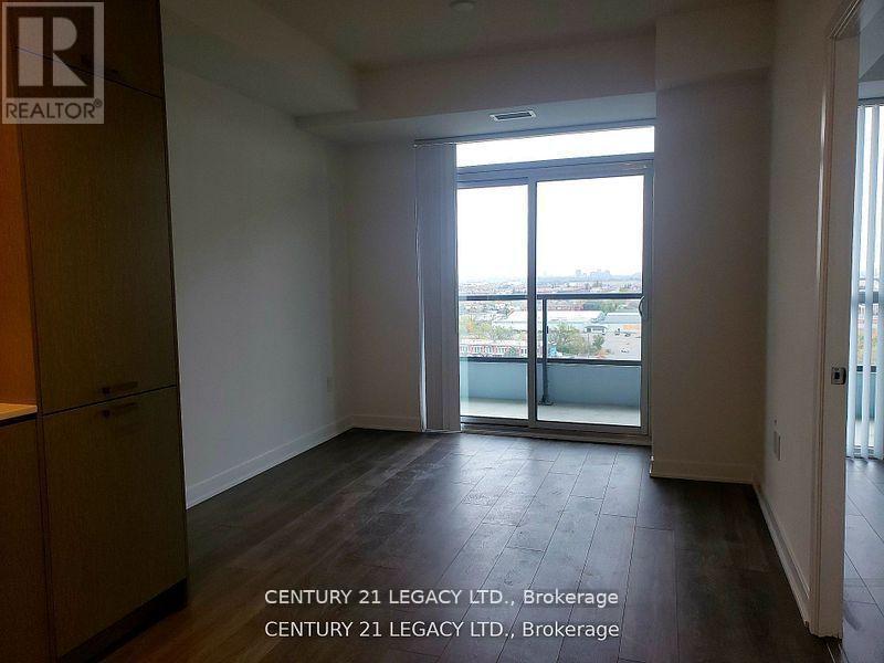 1216 - 60 Honeycrisp Crescent, Vaughan, Ontario  L4K 0N5 - Photo 5 - N12501582