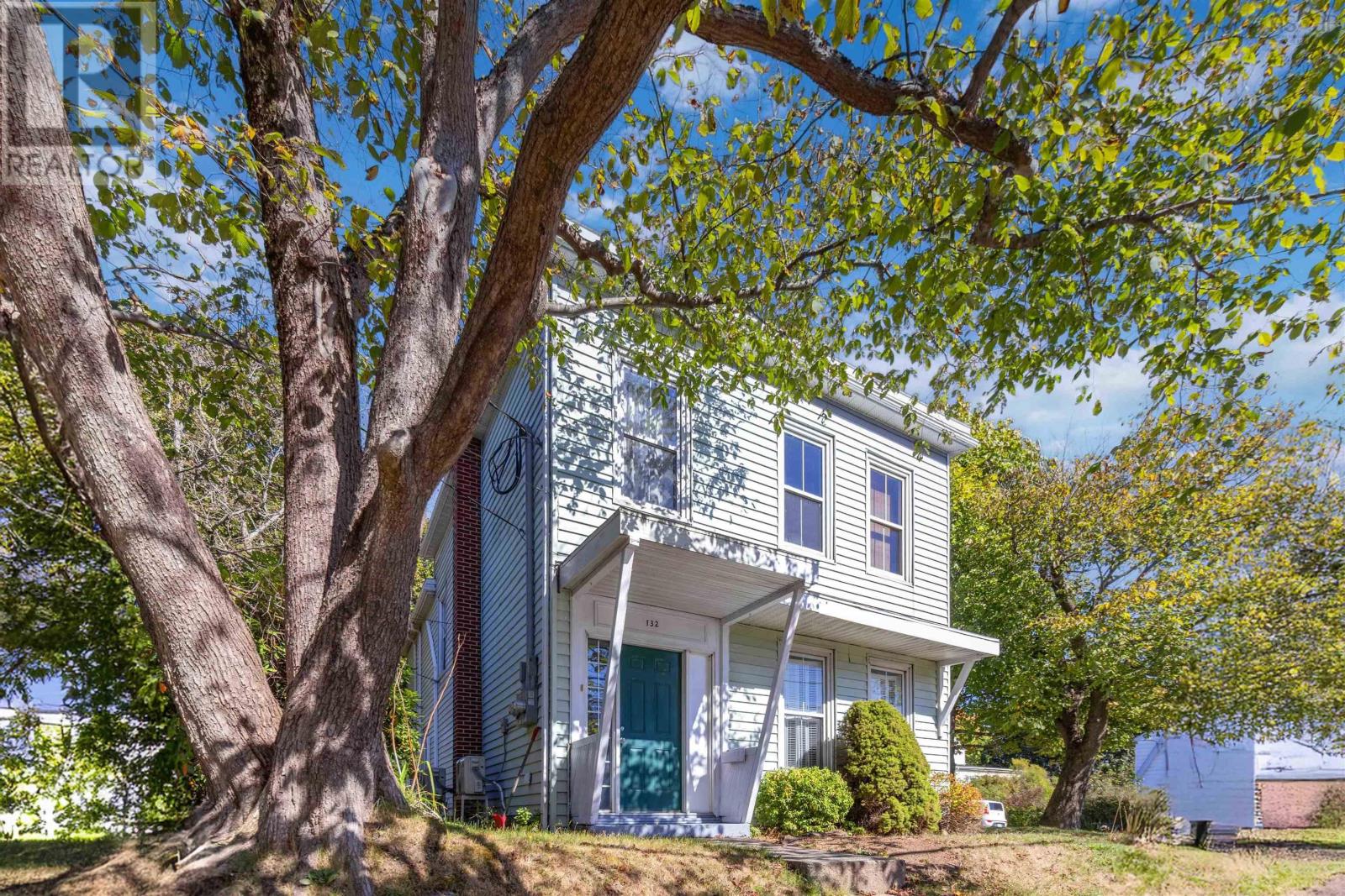 132 Victoria Road, Dartmouth, Nova Scotia
