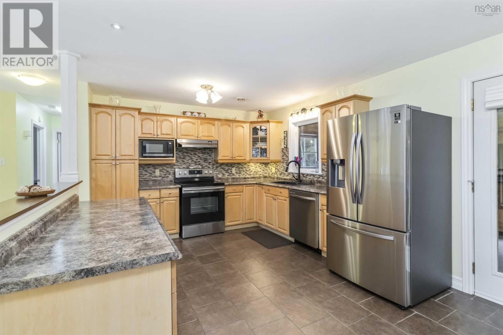 19 Mona Marie Lane, Fox Point, Nova Scotia  B0J 1T0 - Photo 9 - 202518015