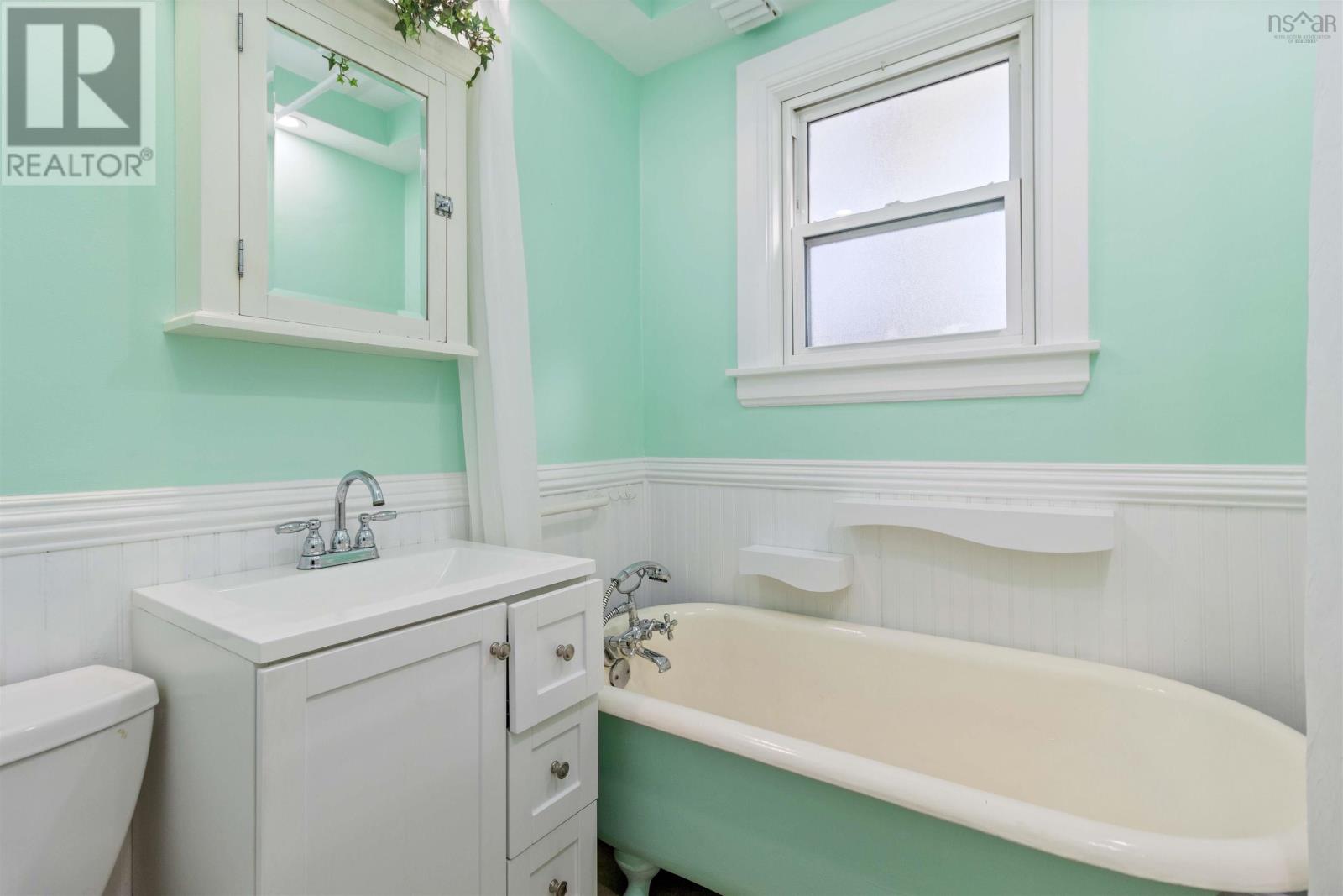 132 Victoria Road, Dartmouth, Nova Scotia  B3A 1V6 - Photo 16 - 202524692