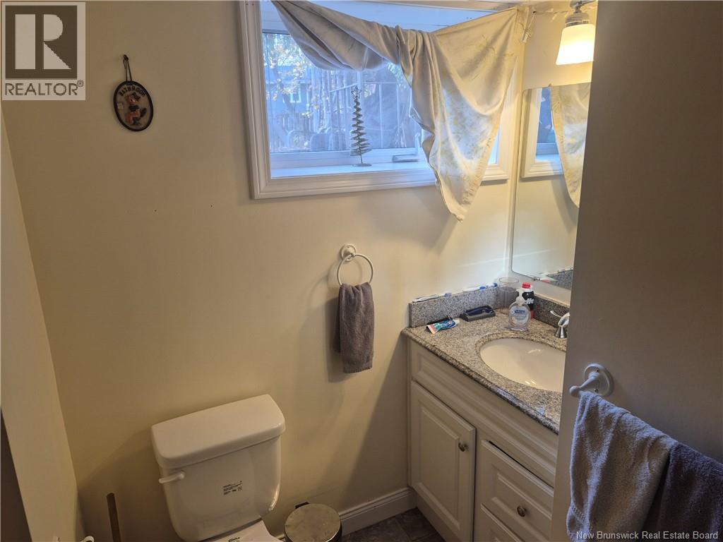 183 Burpee Street, Nashwaaksis, New Brunswick  E3A 1M8 - Photo 14 - NB129519