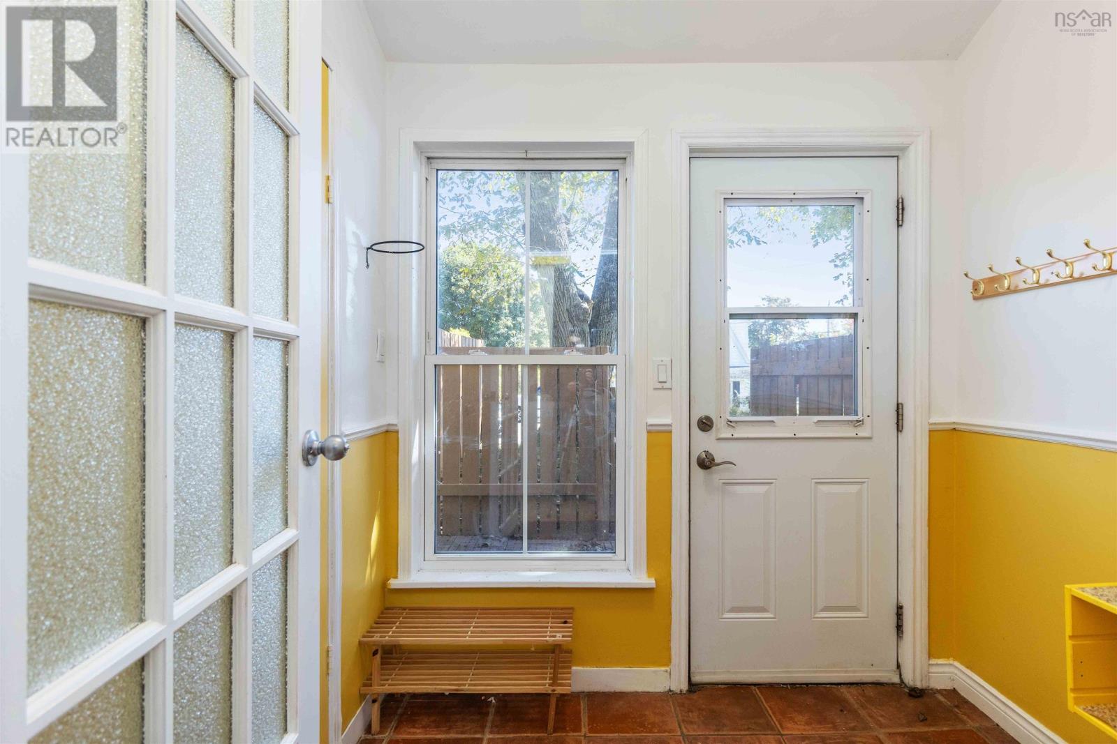 132 Victoria Road, Dartmouth, Nova Scotia  B3A 1V6 - Photo 4 - 202524692