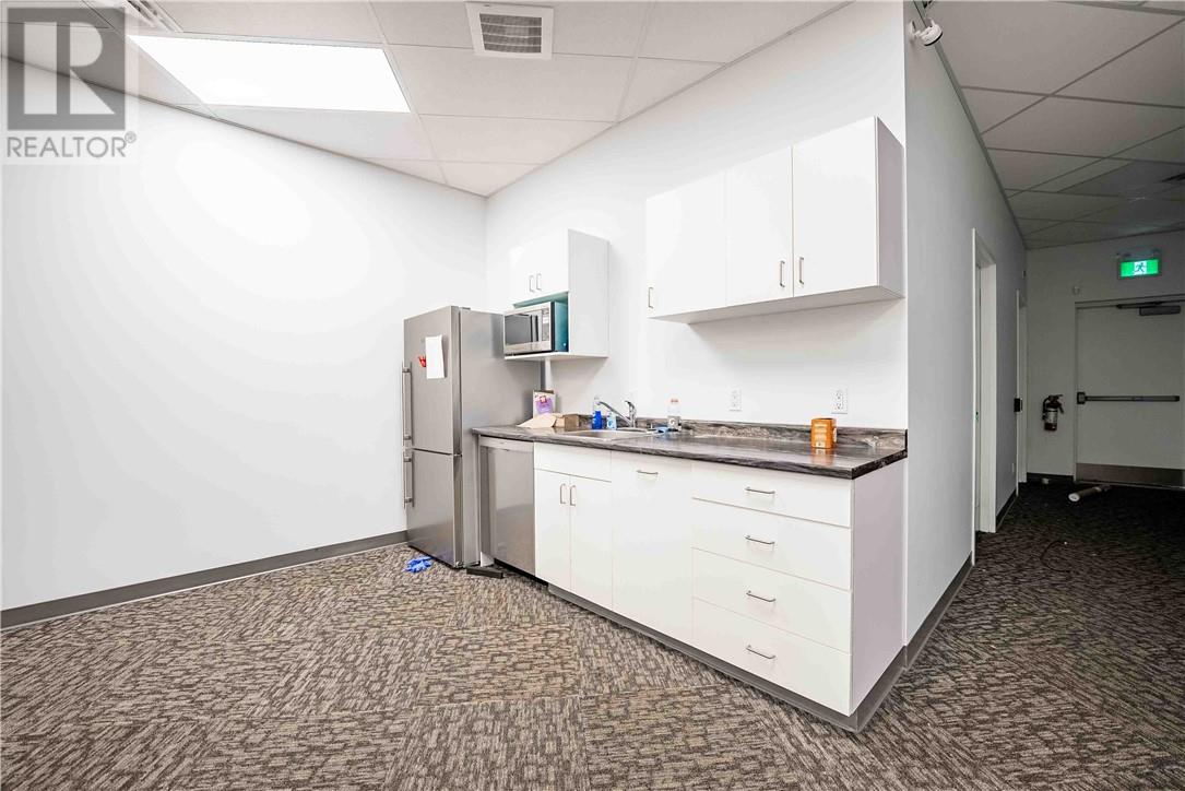 2021 Long Lake Road Unit# A, Sudbury, Ontario P3E 4M8 - Photo 12 - 2125472